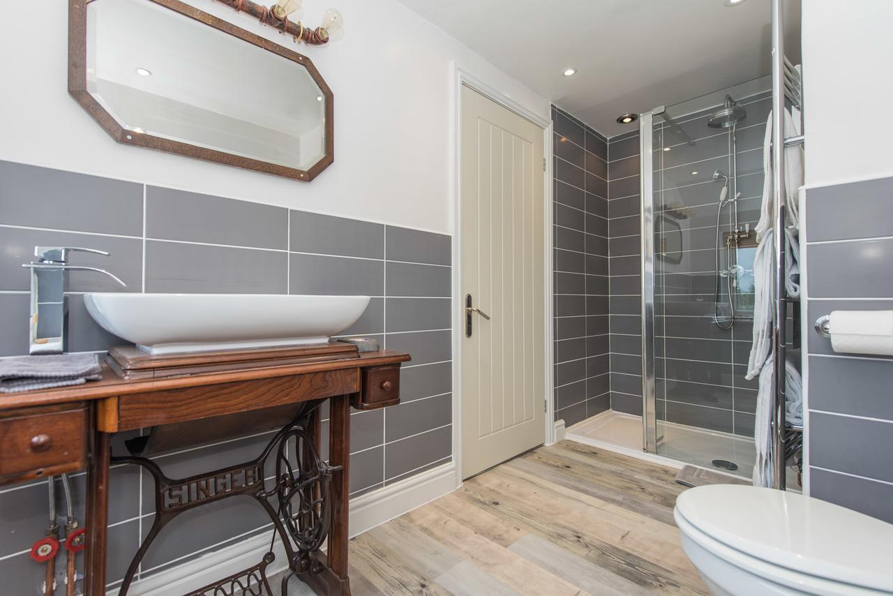 Tyn Llain B&B Llanfflewyn Ngoại thất bức ảnh
